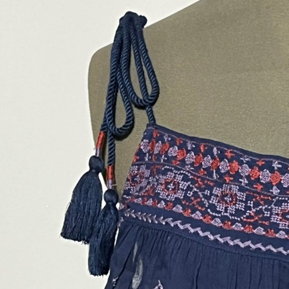 FREE PEOPLE Blue Embroidered Crop Tank NWT Size L - Picture 6 of 12